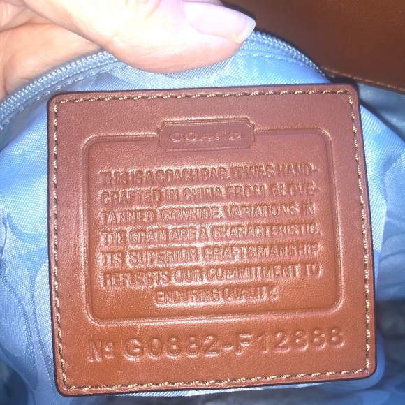 Coach GiGi #F12888 Vintage Coach Shoulder bag in Excellent Condition - Picture 9 of 16